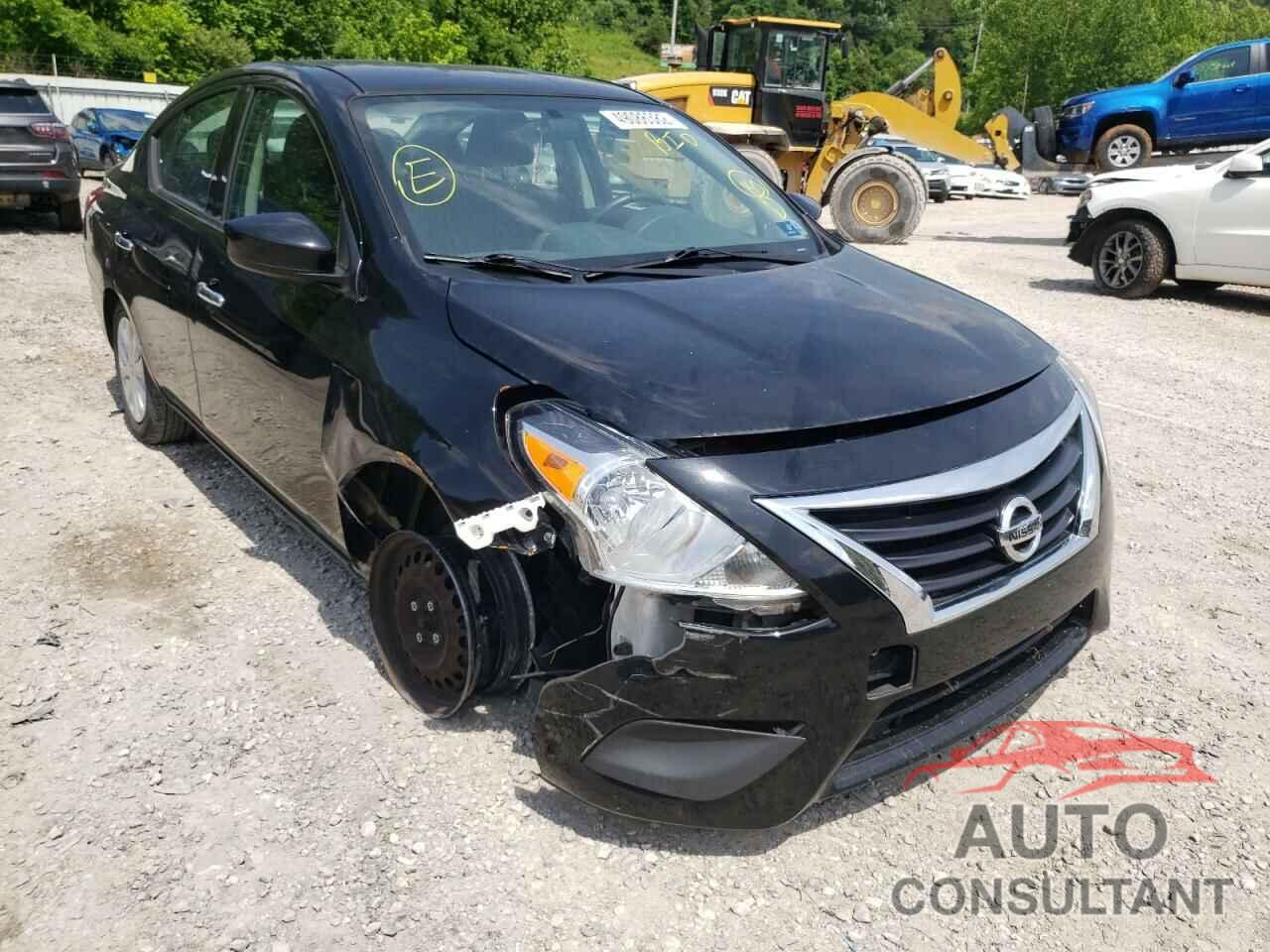 NISSAN VERSA 2019 - 3N1CN7AP3KL804935