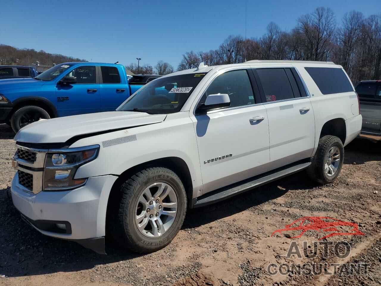 CHEVROLET SUBURBAN 2019 - 1GNSKHKC5KR352828