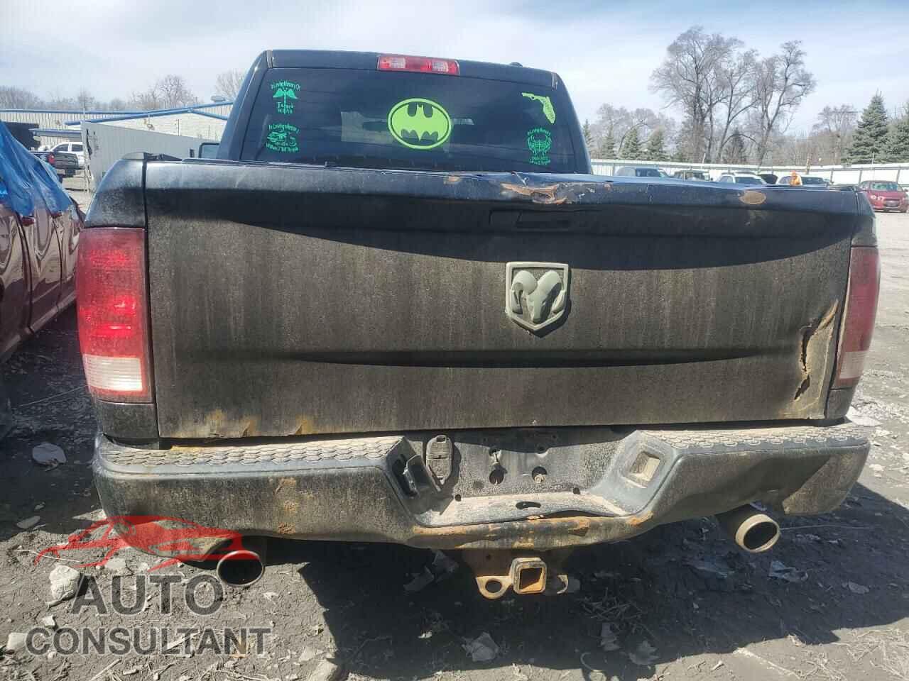 DODGE RAM 1500 2012 - 1C6RD7KT5CS286956
