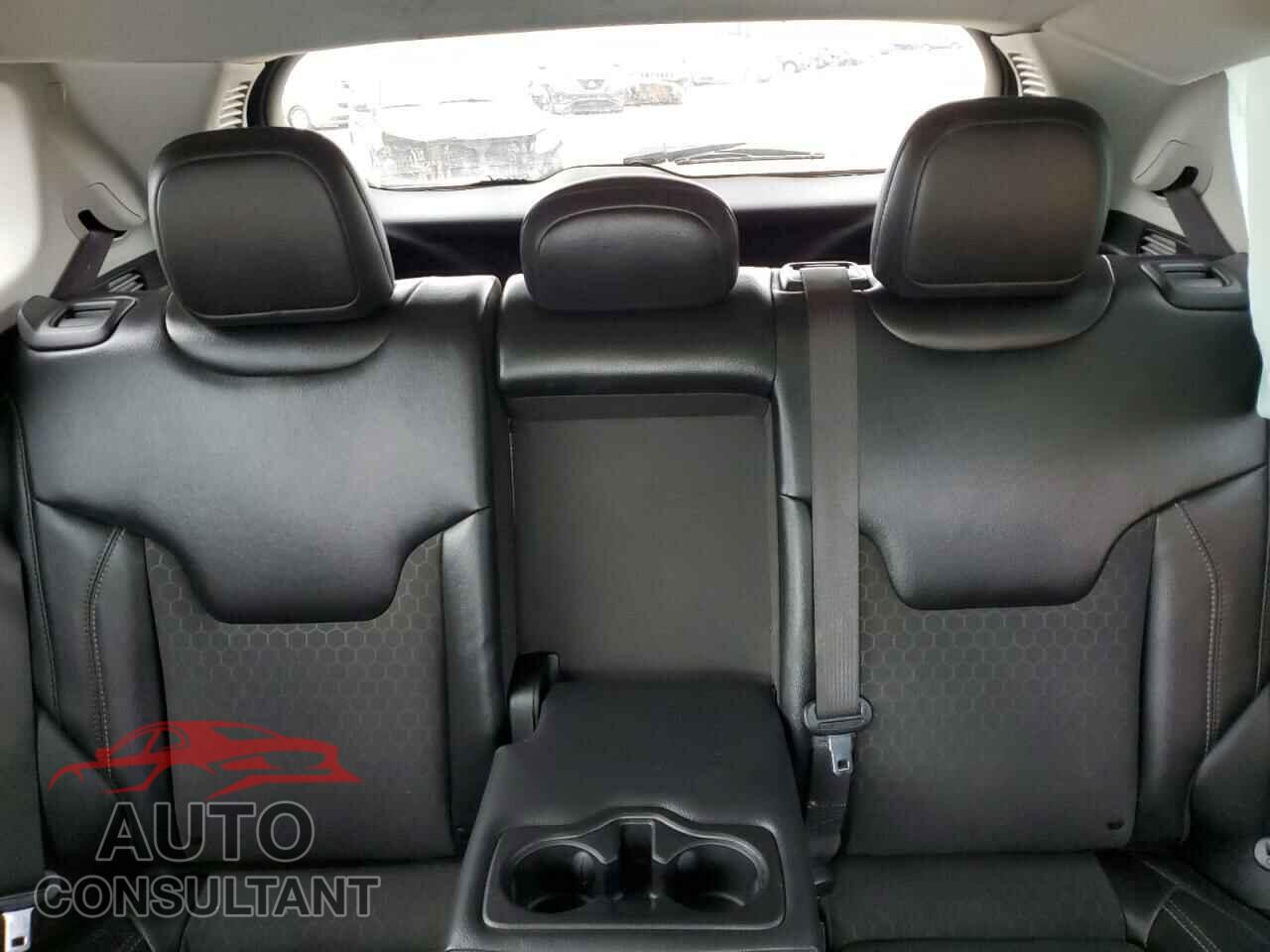 JEEP COMPASS 2019 - 3C4NJDBB1KT786521