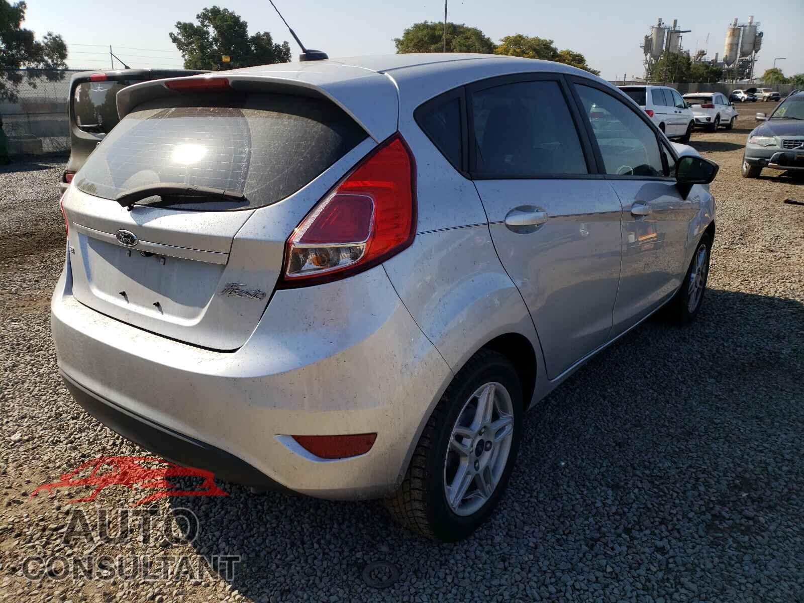 FORD FIESTA 2018 - 3FADP4EJ8JM125029