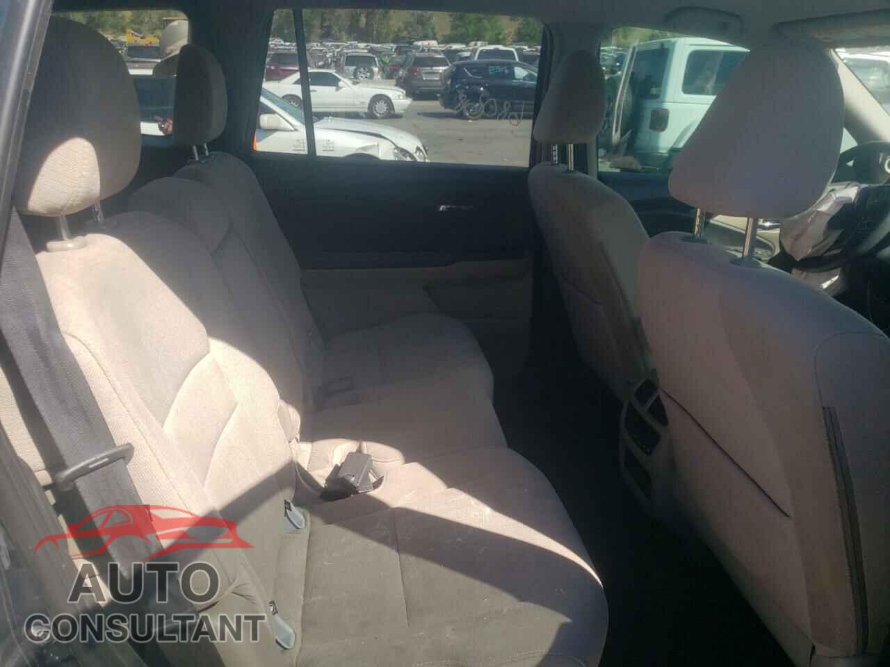 HONDA PILOT 2017 - 5FNYF6H34HB079639