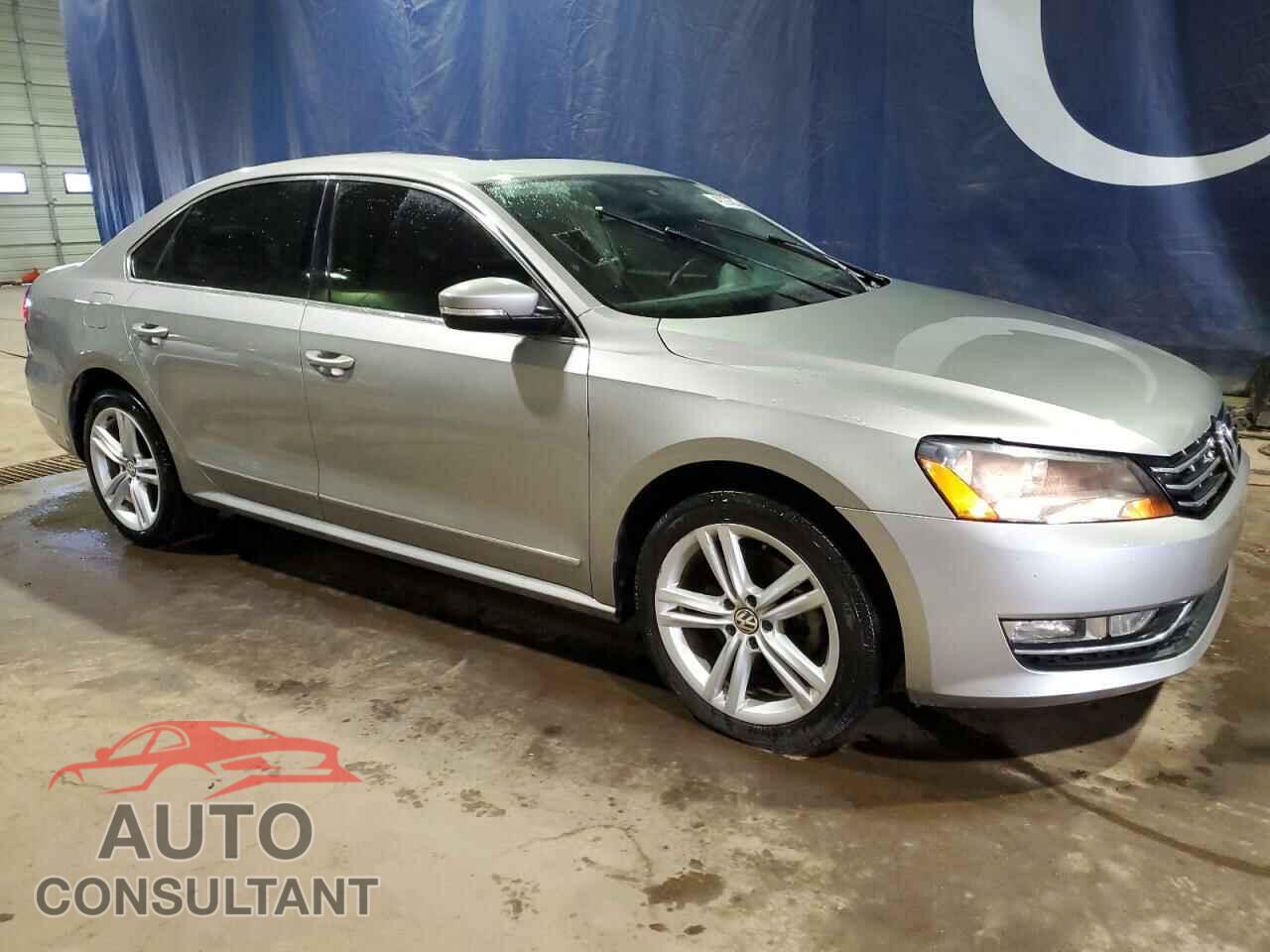 VOLKSWAGEN PASSAT 2014 - 1VWBN7A34EC001621