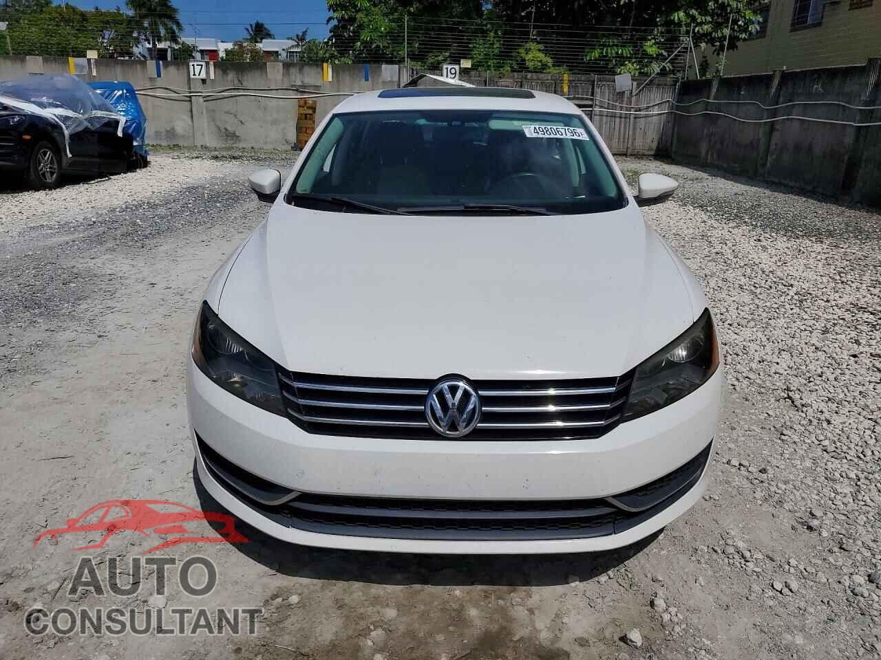 VOLKSWAGEN PASSAT 2012 - 1VWBP7A35CC017480