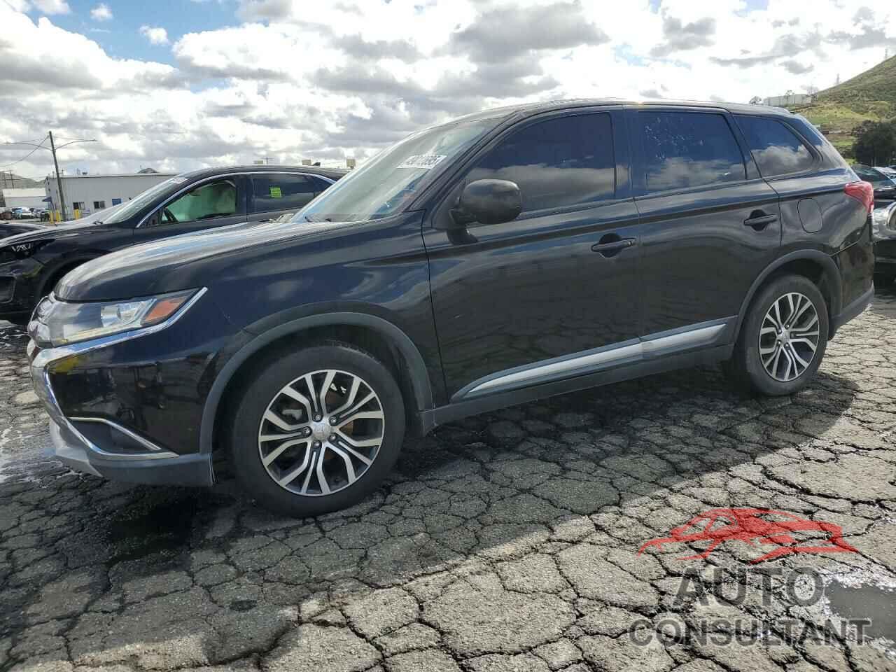 MITSUBISHI OUTLANDER 2018 - JA4AD2A36JZ004798