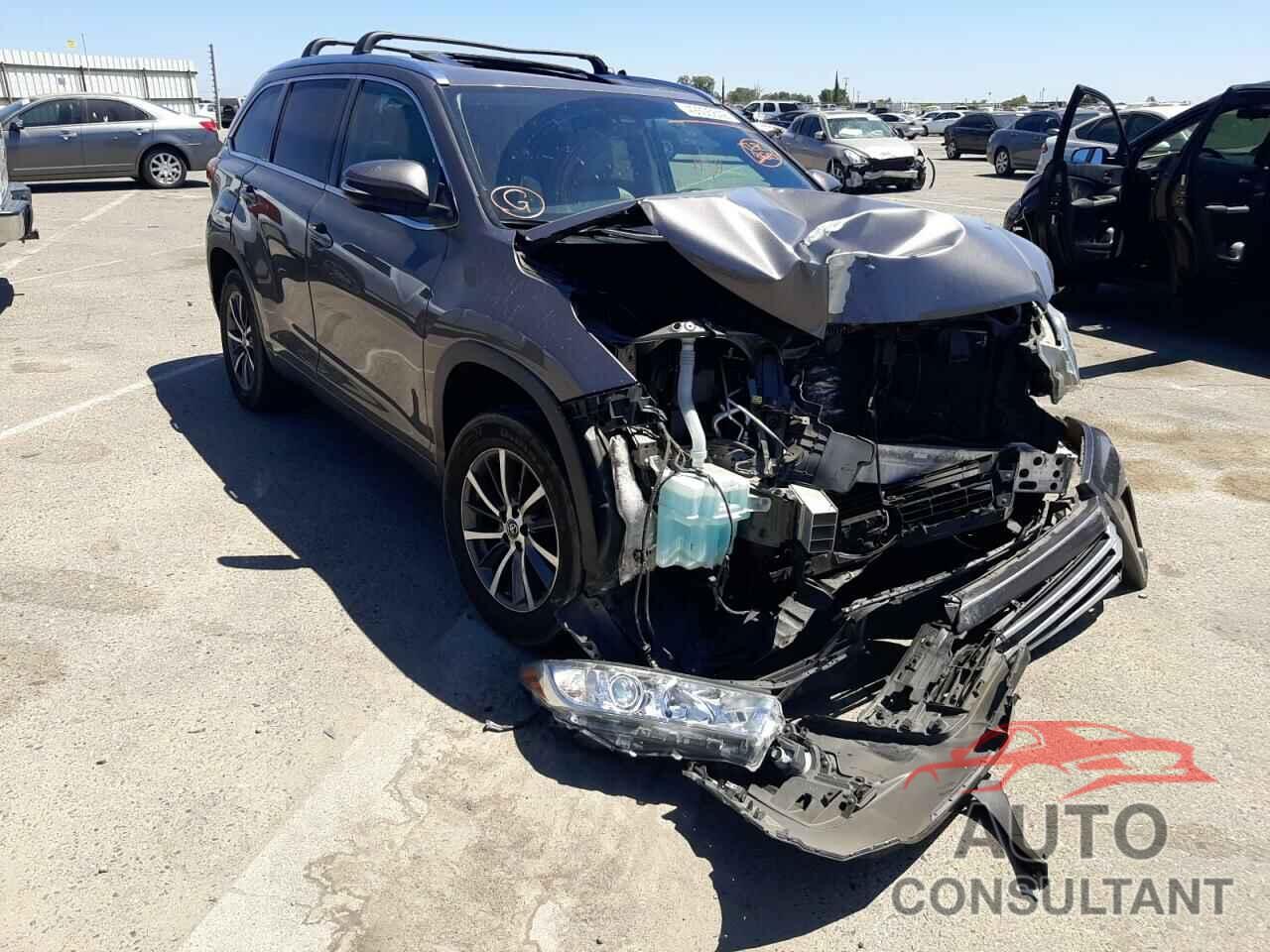 TOYOTA HIGHLANDER 2017 - 5TDKZRFHXHS511613