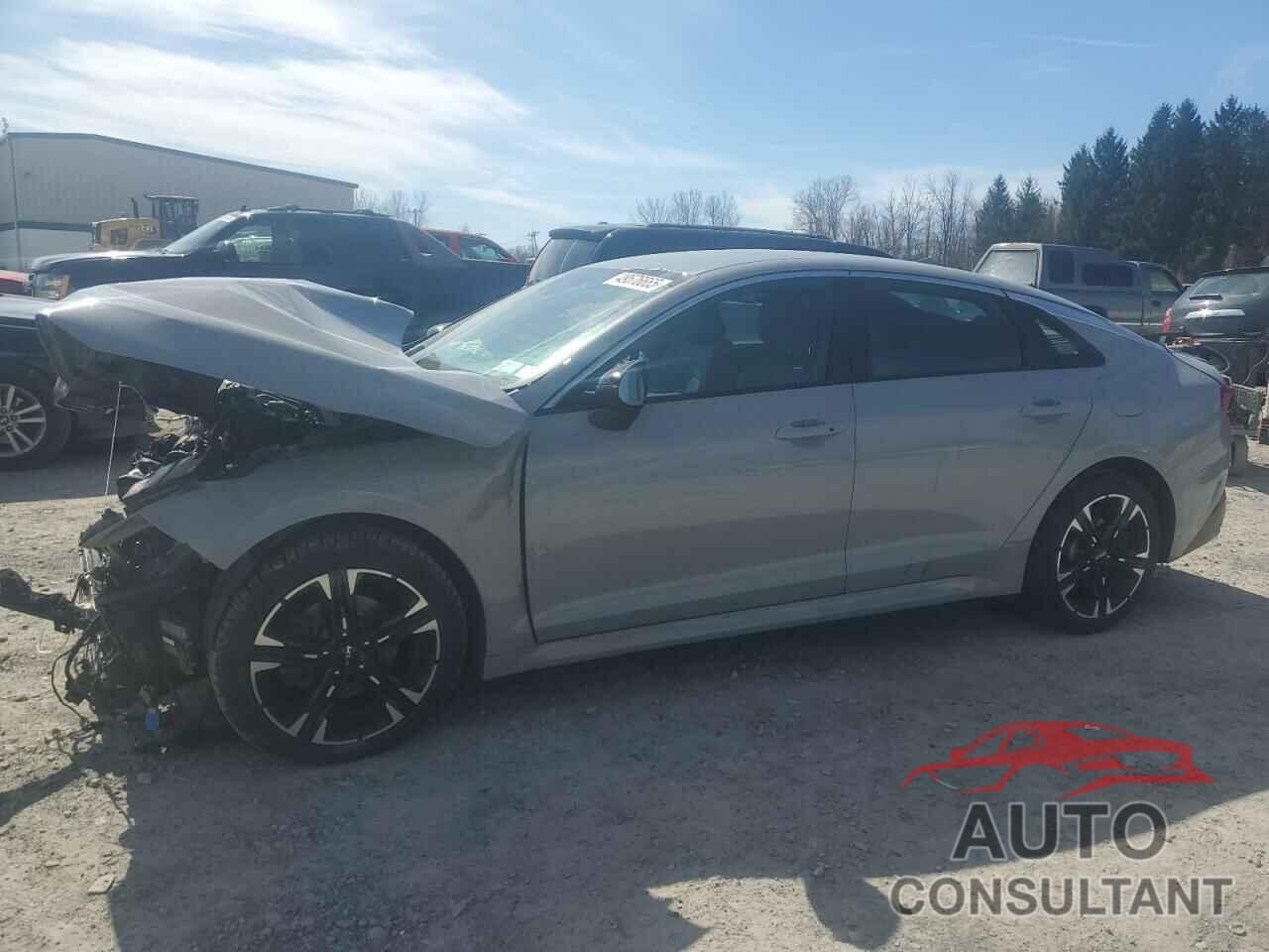 KIA K5 2022 - 5XXG64J27NG104978