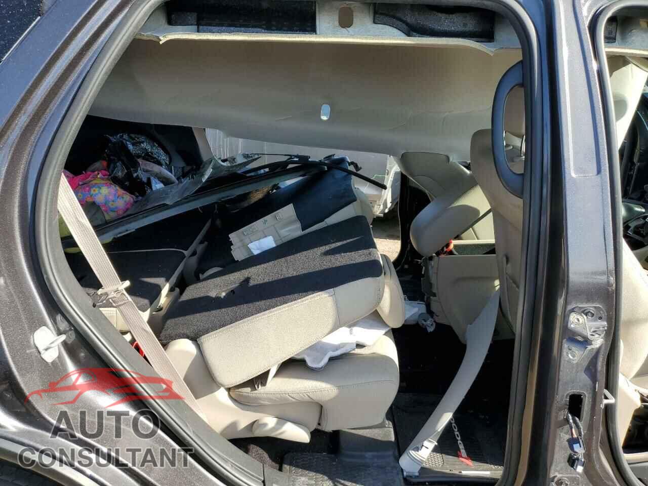 DODGE DURANGO 2018 - 1C4RDJAG8JC261311