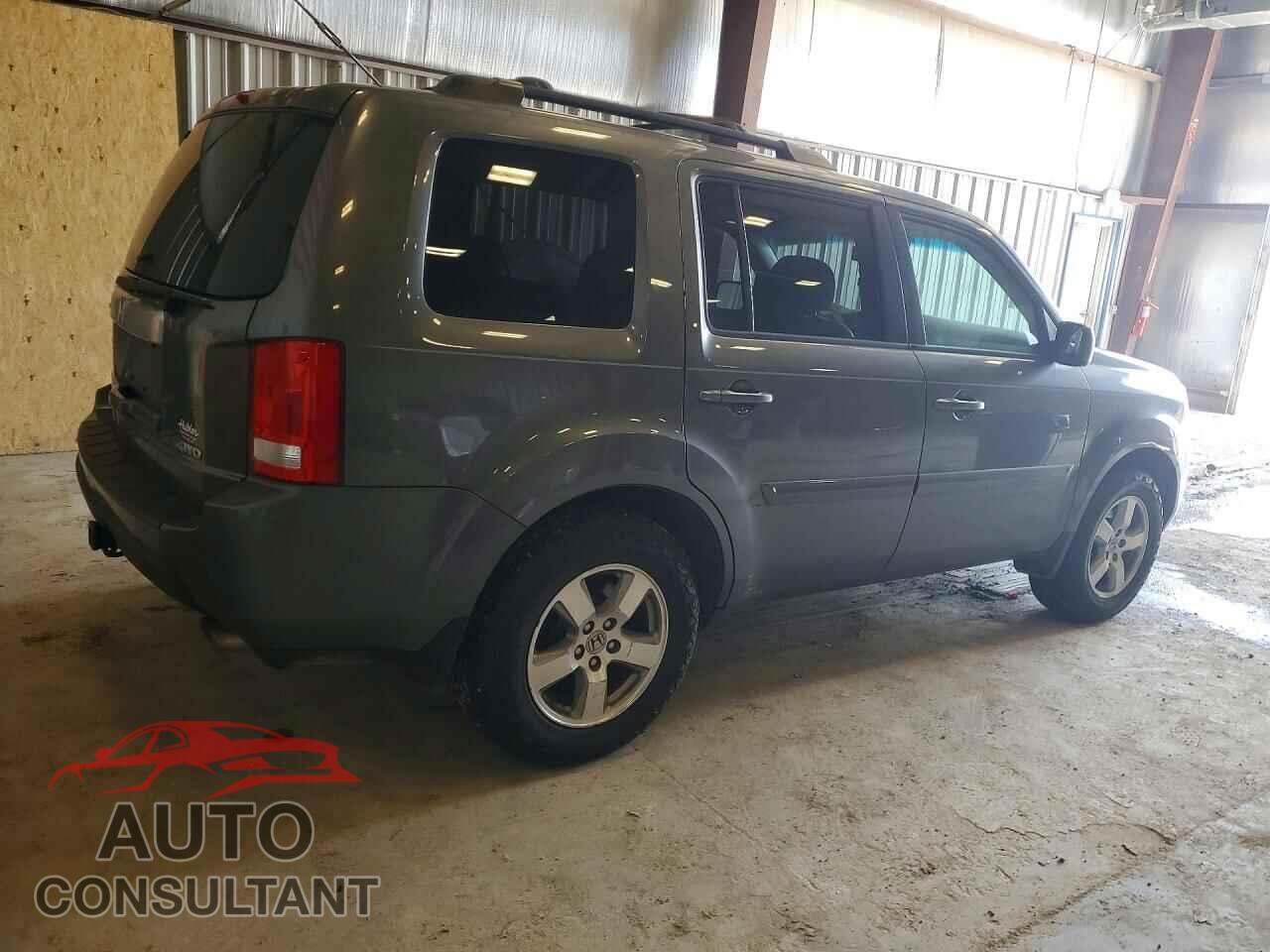 HONDA PILOT 2011 - 5FNYF4H5XBB051888