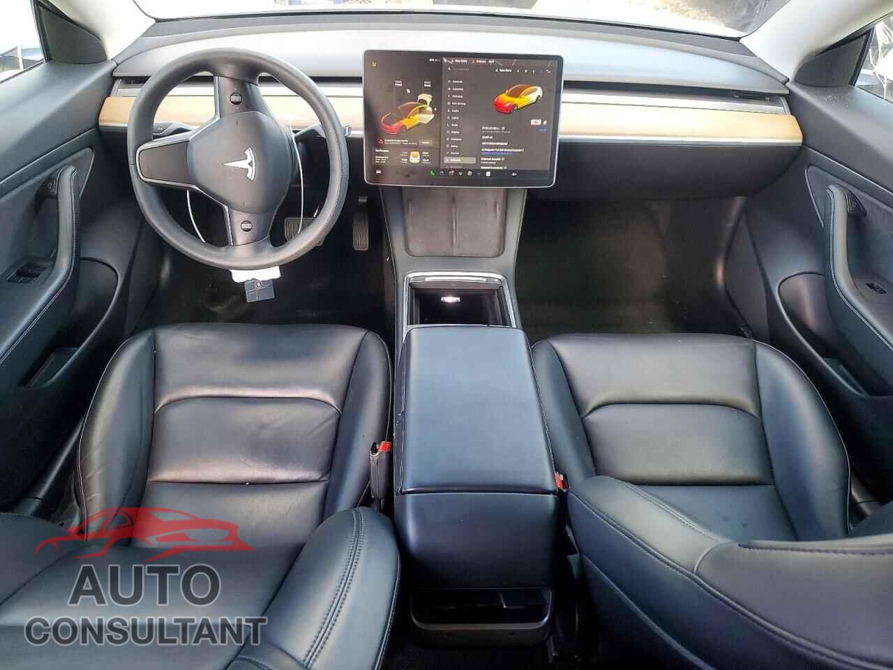 TESLA MODEL 3 2021 - 5YJ3E1EA1MF868103