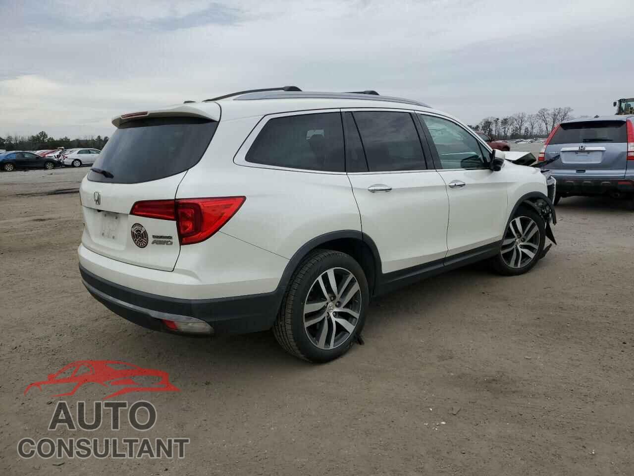HONDA PILOT 2018 - 5FNYF6H98JB038554