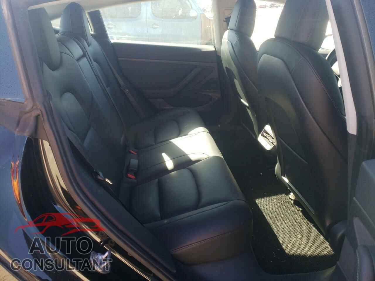 TESLA MODEL 3 2021 - 5YJ3E1EA1MF854461
