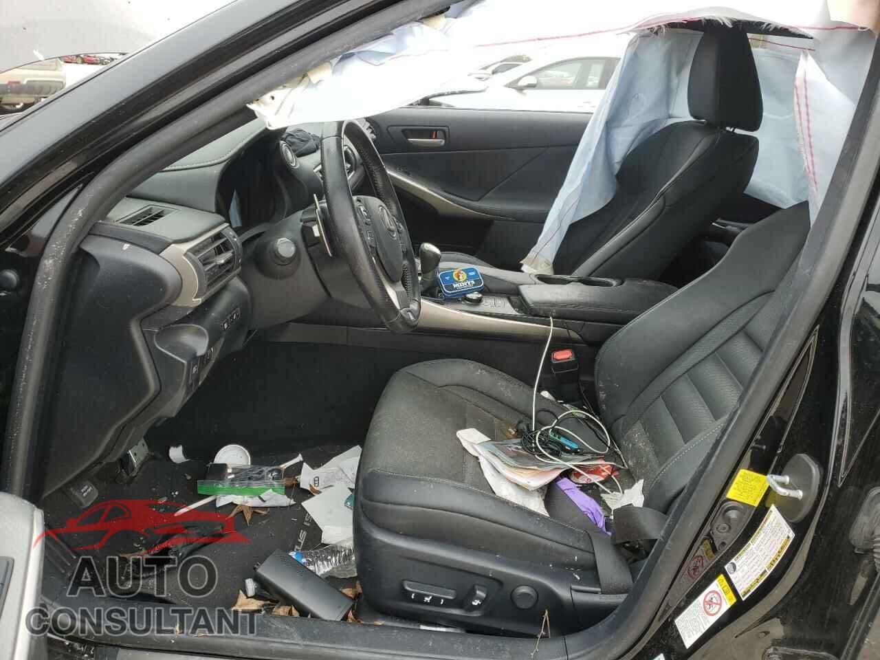 LEXUS IS 2017 - JTHBA1D23H5056275