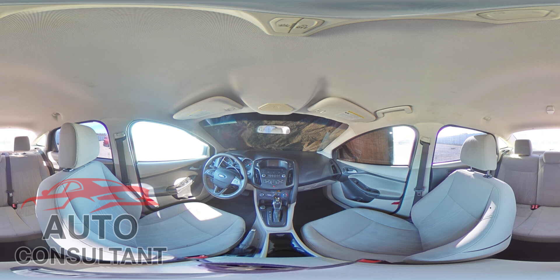 FORD FOCUS 2015 - 1FADP3F22FL230921