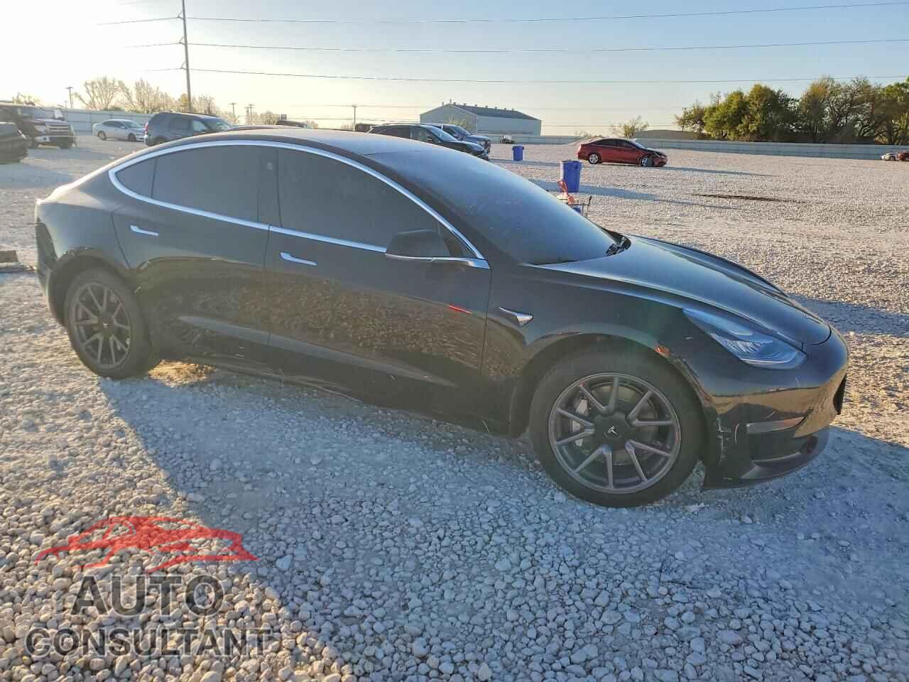 TESLA MODEL 3 2019 - 5YJ3E1EA0KF395548