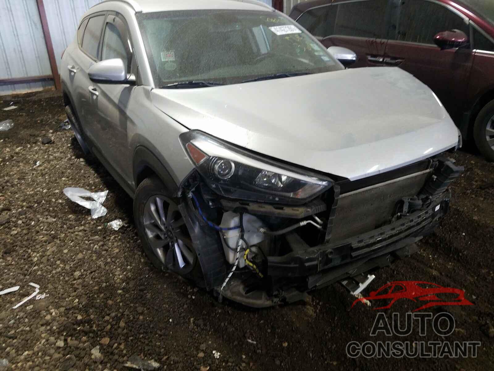 HYUNDAI TUCSON 2017 - KM8J33A42HU428134