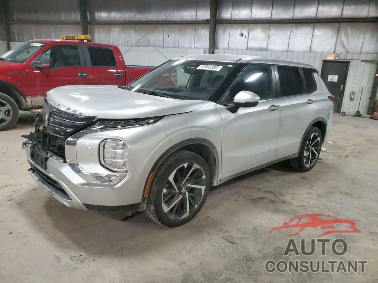 MITSUBISHI OUTLANDER 2023 - JA4J4UA84PZ019249