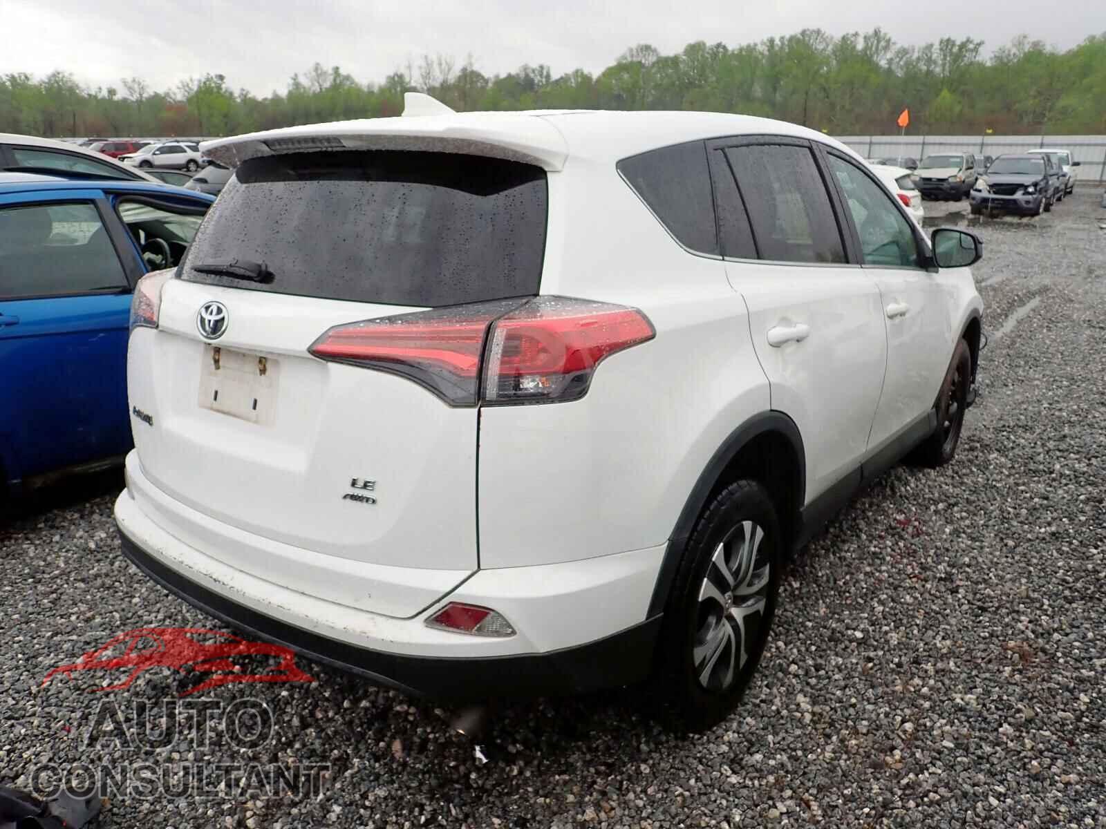 TOYOTA RAV4 2018 - 2T3BFREV1JW701319