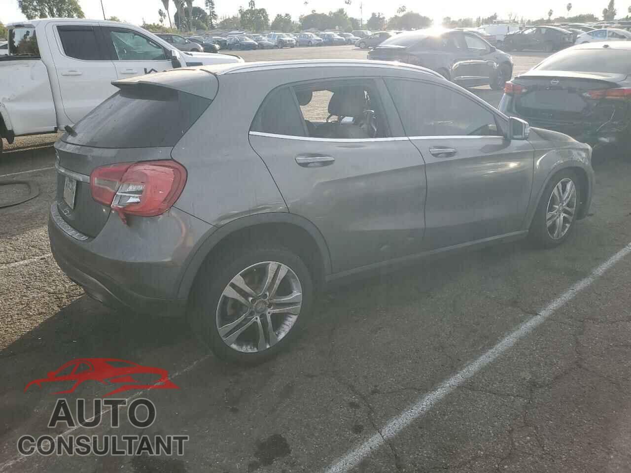 MERCEDES-BENZ GLA-CLASS 2017 - WDCTG4EB3HJ288686
