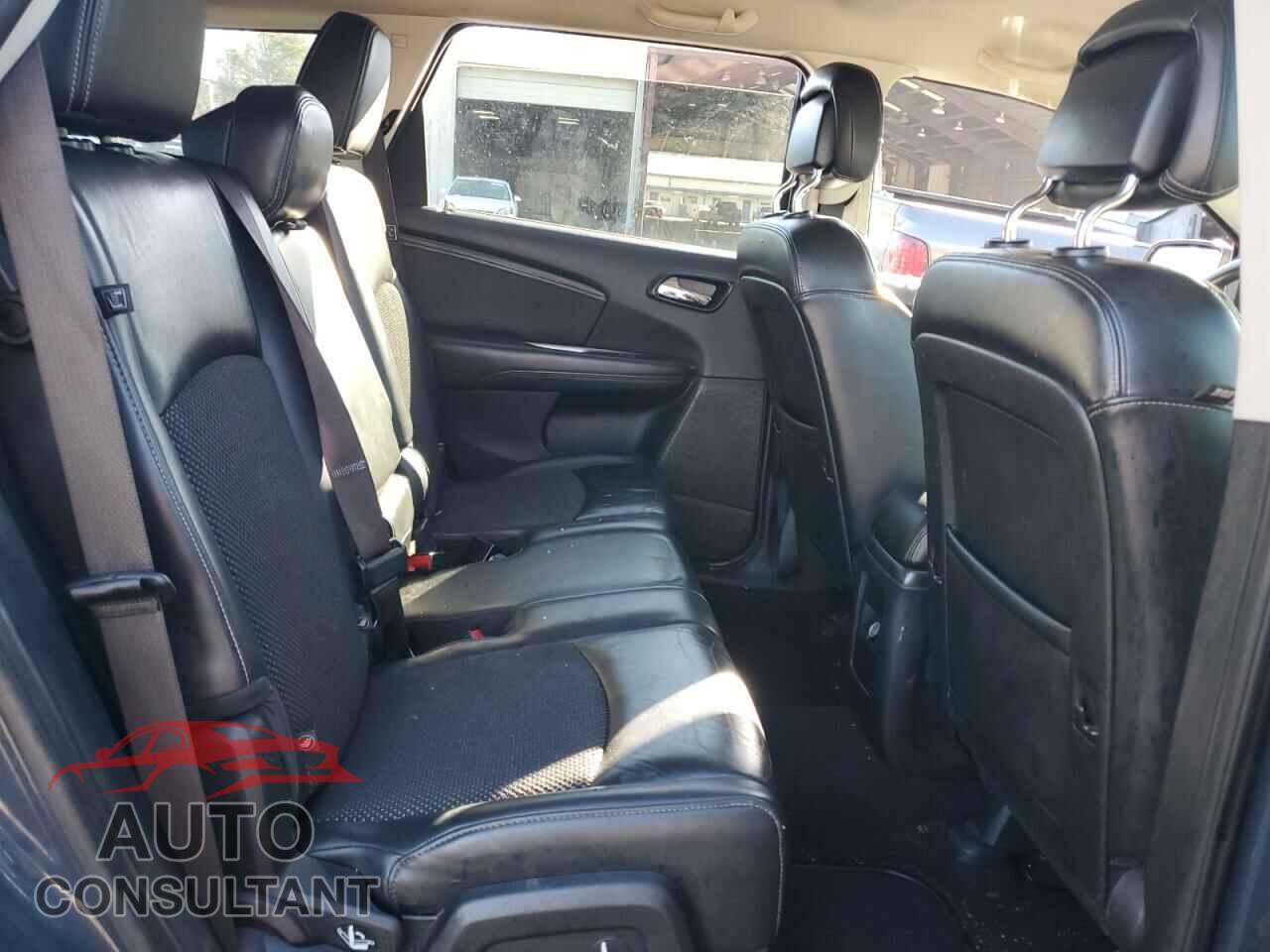 DODGE JOURNEY 2018 - 3C4PDCGBXJT310947