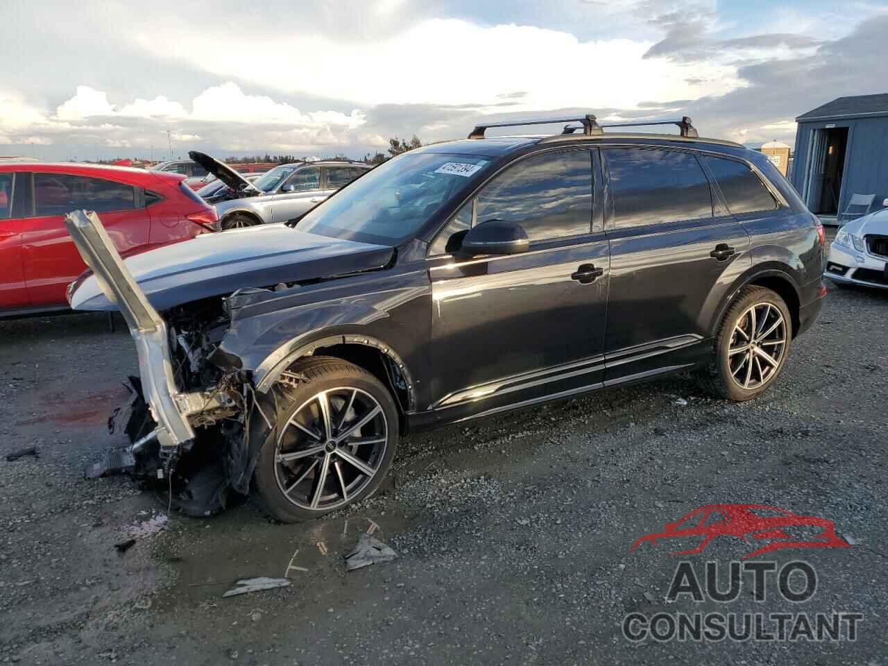 AUDI Q7 2021 - WA1LXAF70MD028196