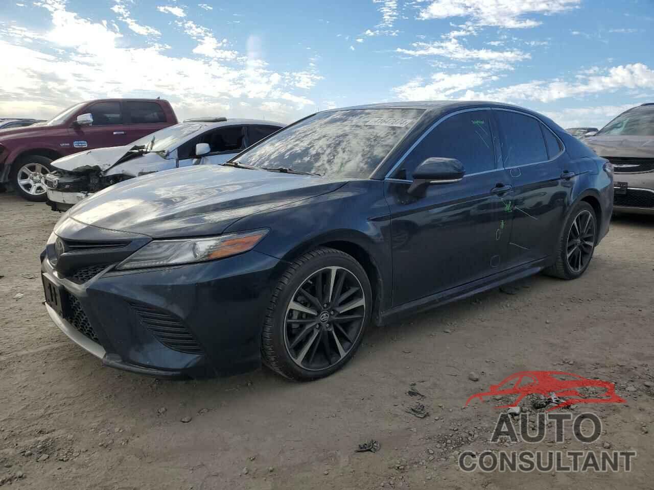 TOYOTA CAMRY 2019 - 4T1B61HK2KU710351