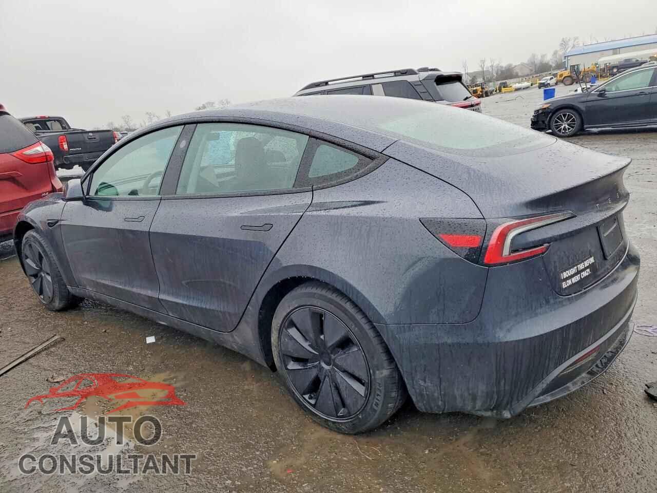 TESLA MODEL 3 2024 - 5YJ3E1EA5RF859959