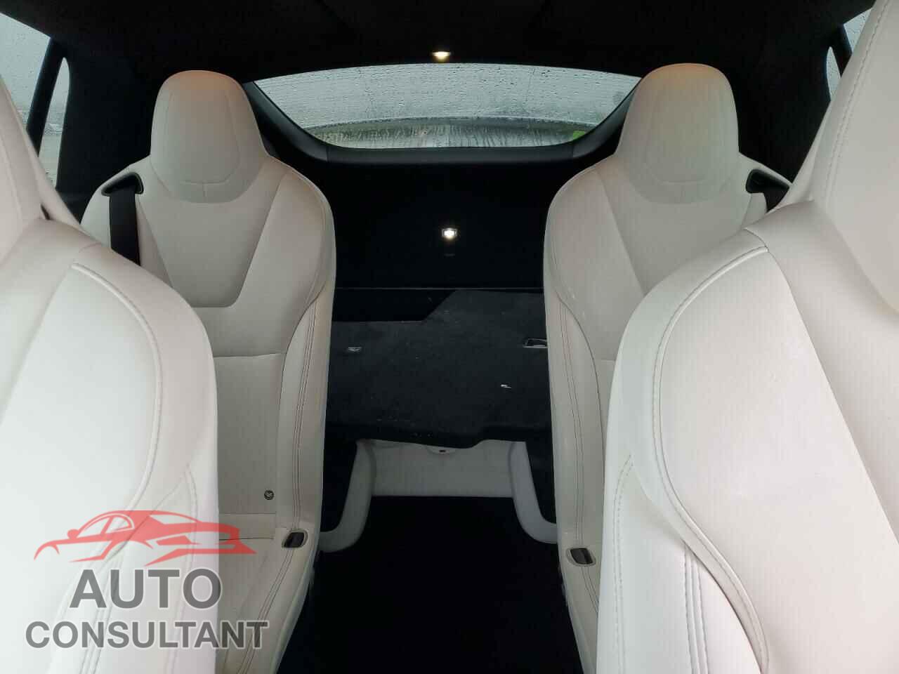 TESLA MODEL X 2017 - 5YJXCBE22HF076134