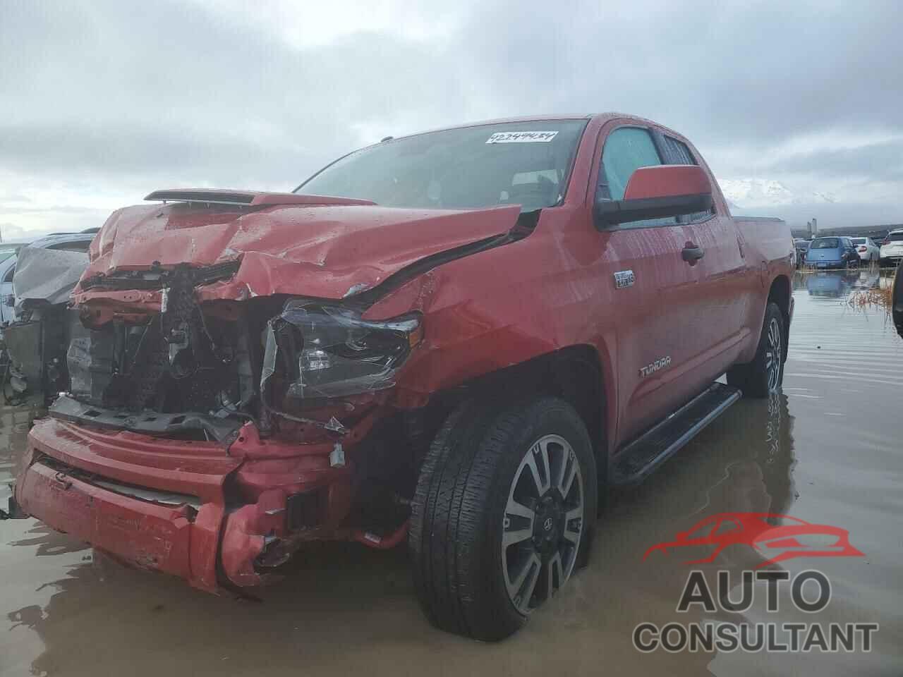 TOYOTA TUNDRA 2019 - 5TFUY5F10KX821388