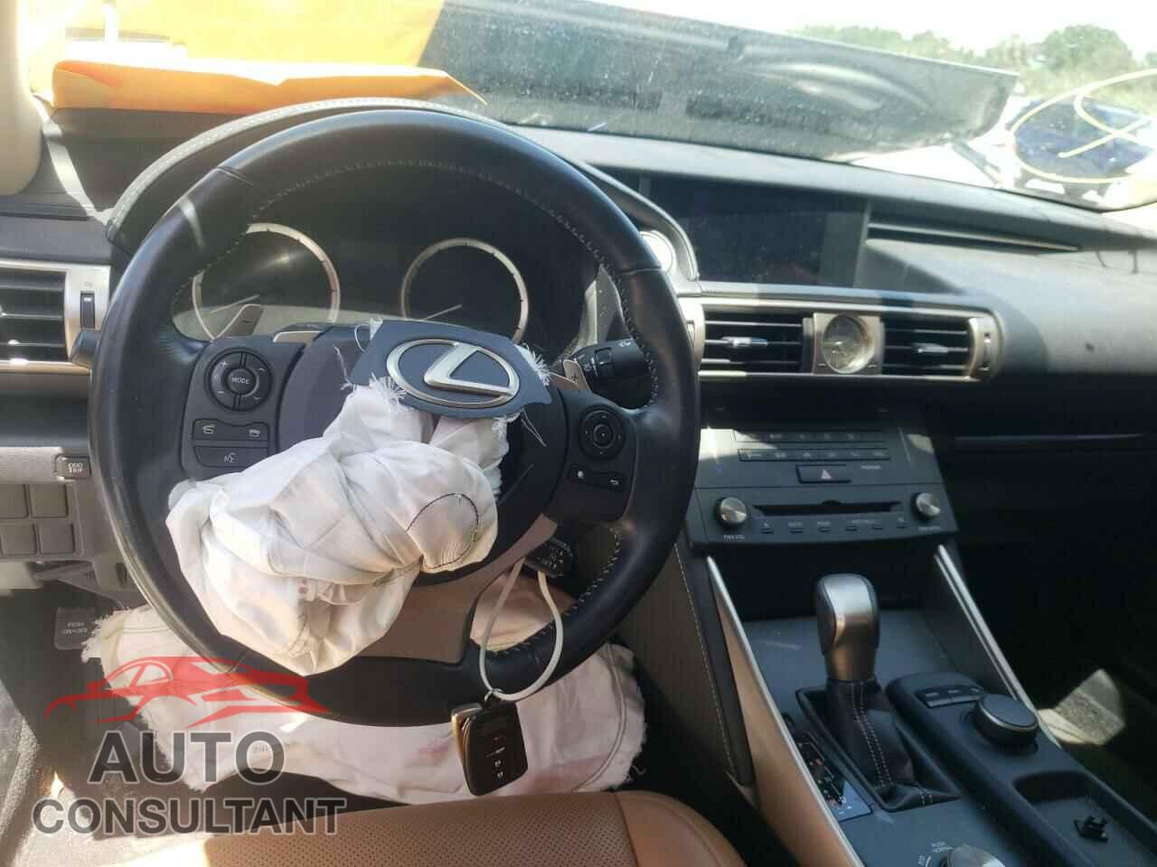 LEXUS IS 2016 - JTHBA1D24G5017757