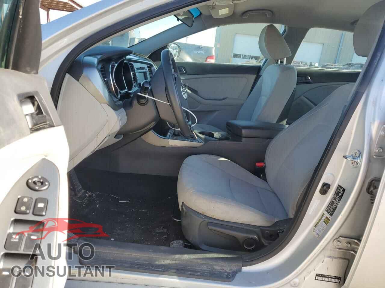 KIA OPTIMA 2012 - 5XXGM4A77CG019332