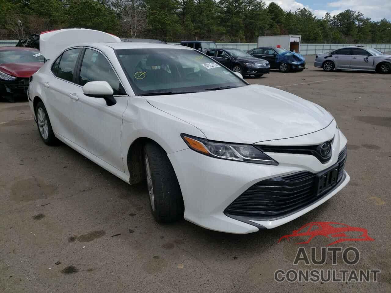 TOYOTA CAMRY 2018 - 4T1B11HKXJU084044