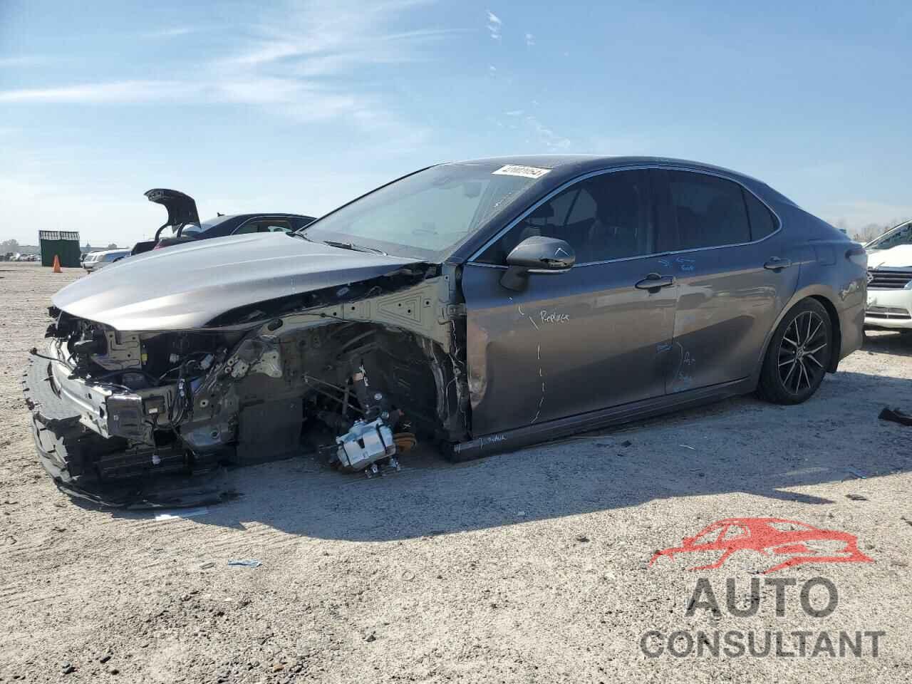 TOYOTA CAMRY 2024 - 4T1G11AK0RU188635