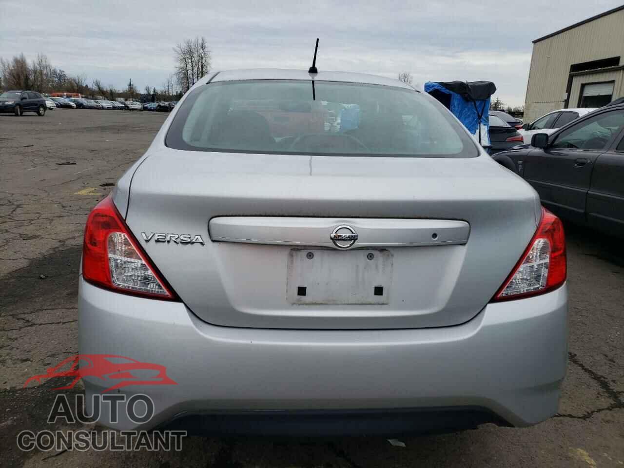 NISSAN VERSA 2016 - 3N1CN7AP2GL856645