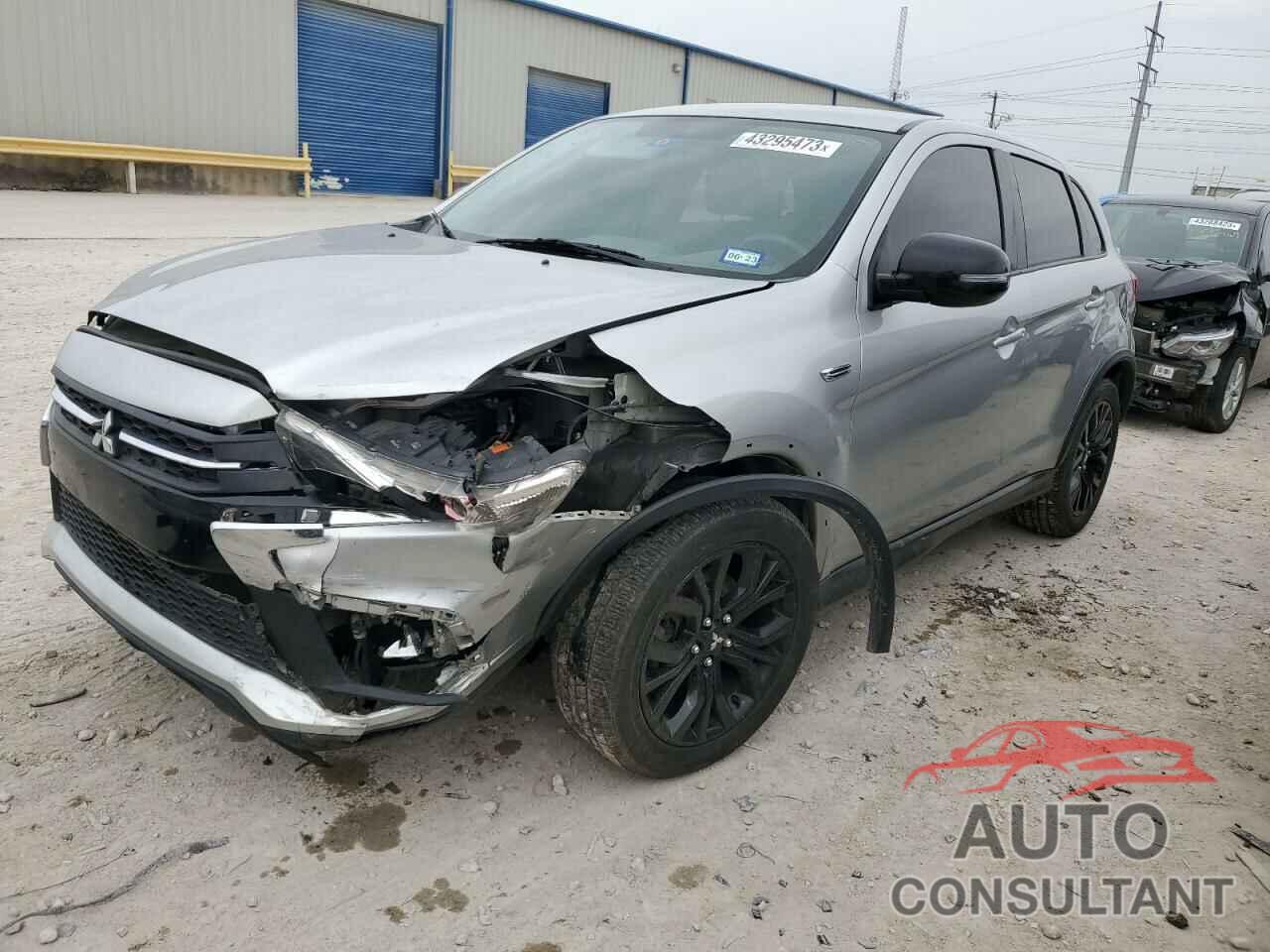 MITSUBISHI OUTLANDER 2018 - JA4AP3AU5JZ030881