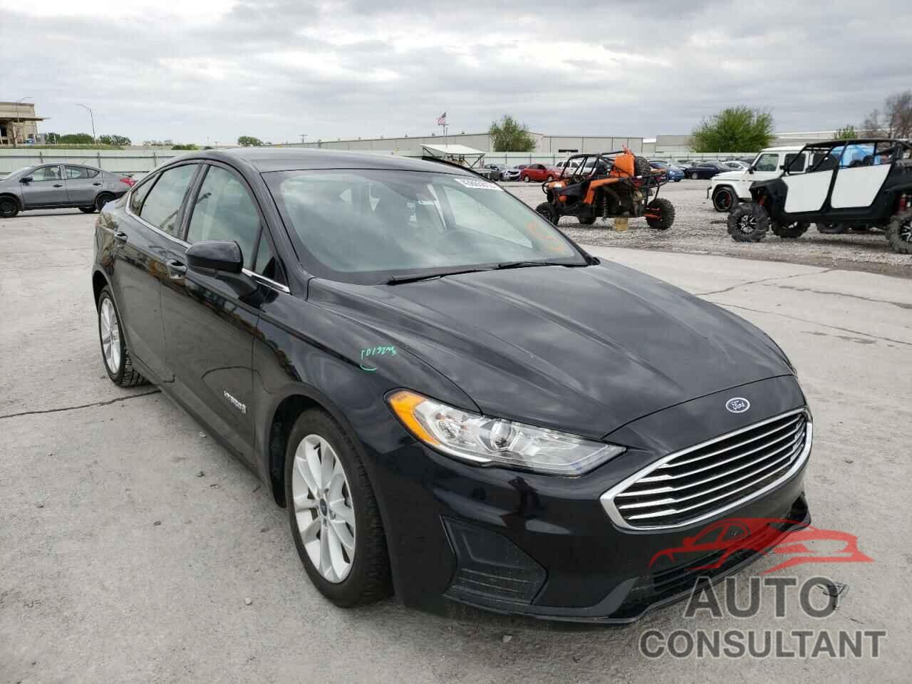 FORD FUSION 2019 - 3FA6P0LU6KR193946