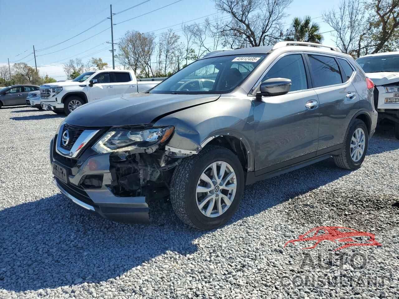 NISSAN ROGUE 2017 - KNMAT2MT2HP509571