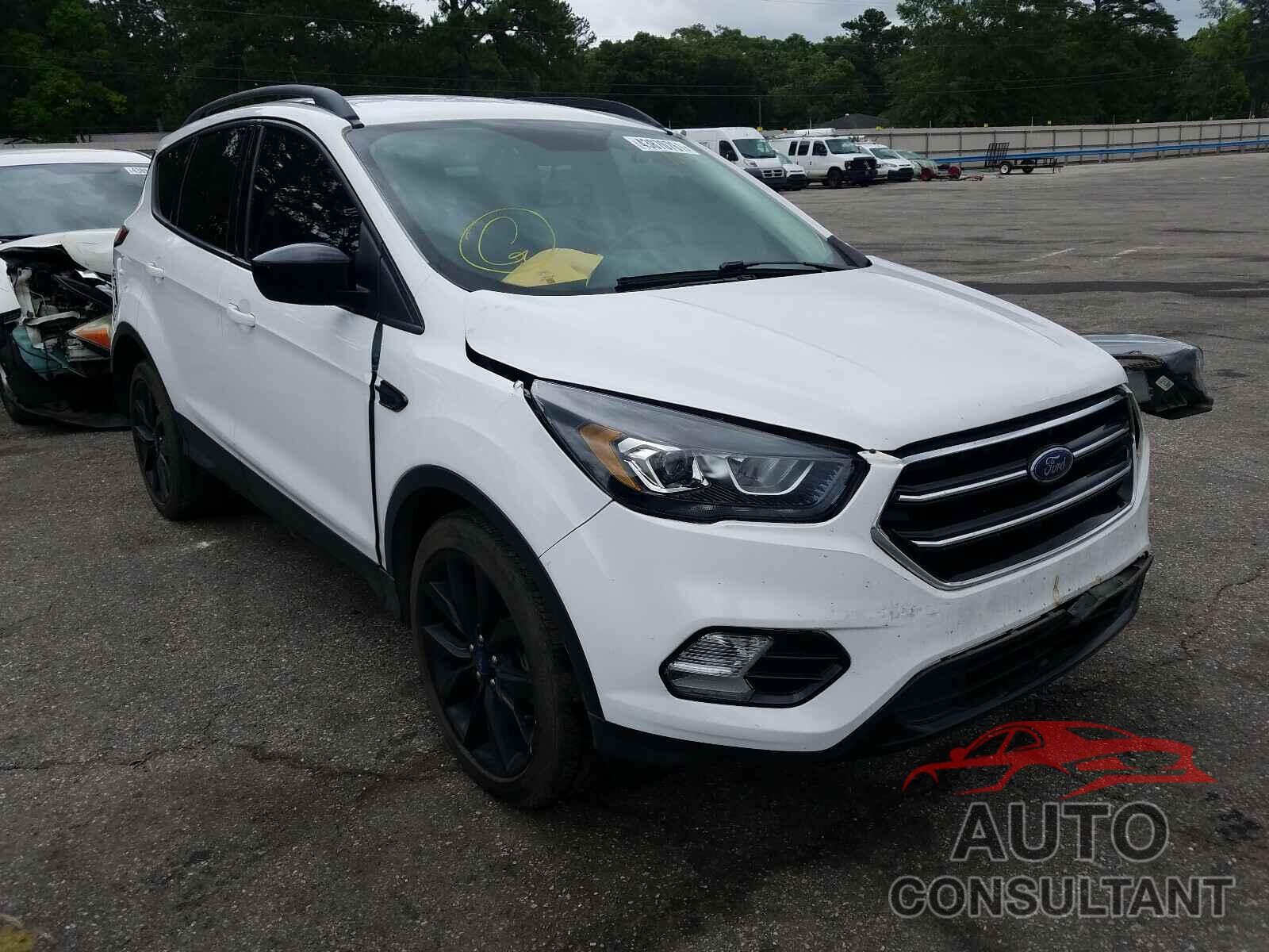 FORD ESCAPE 2018 - 1FMCU0GDXJUC06720