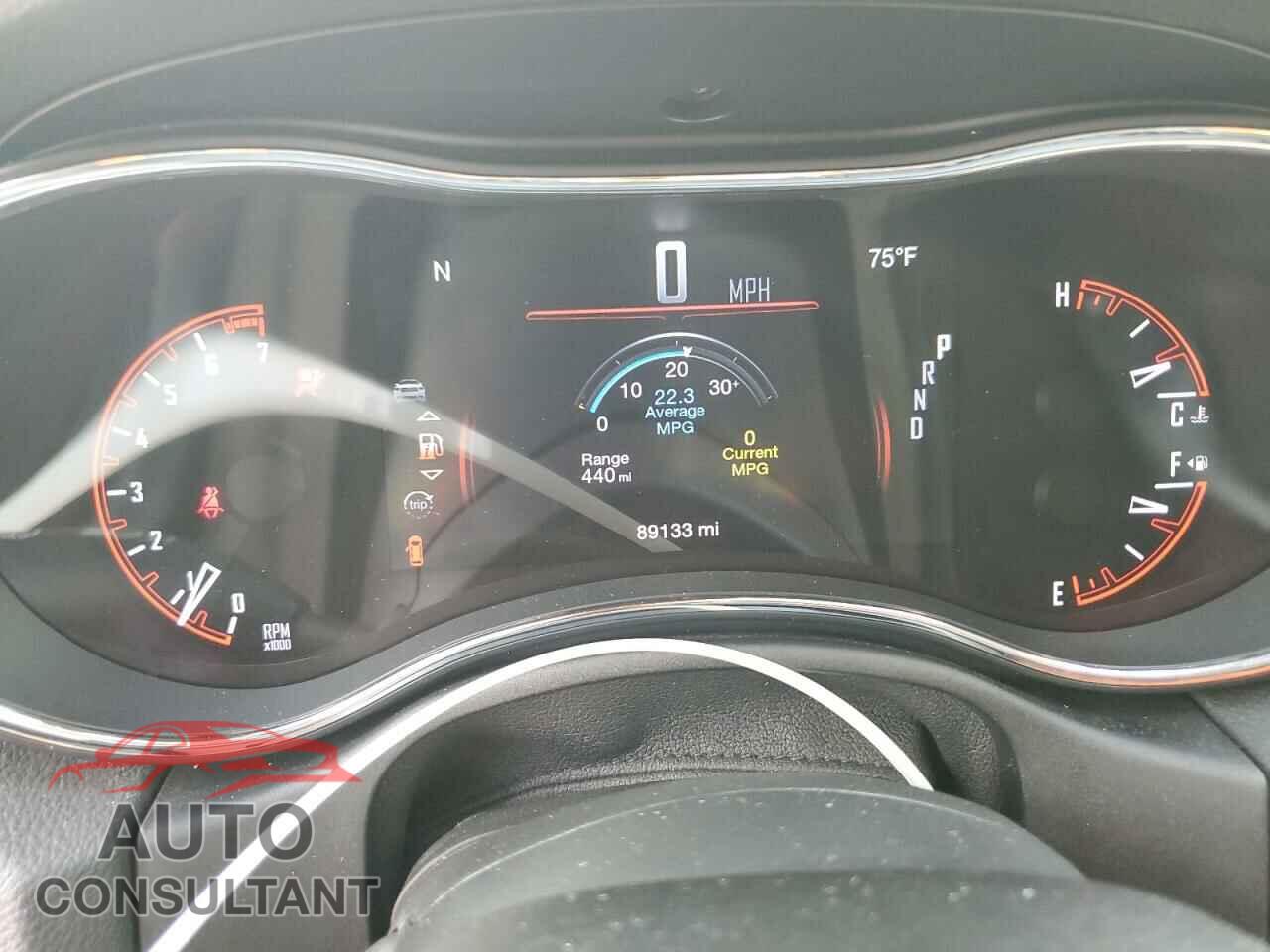 DODGE DURANGO 2018 - 1C4RDJAG4JC194044