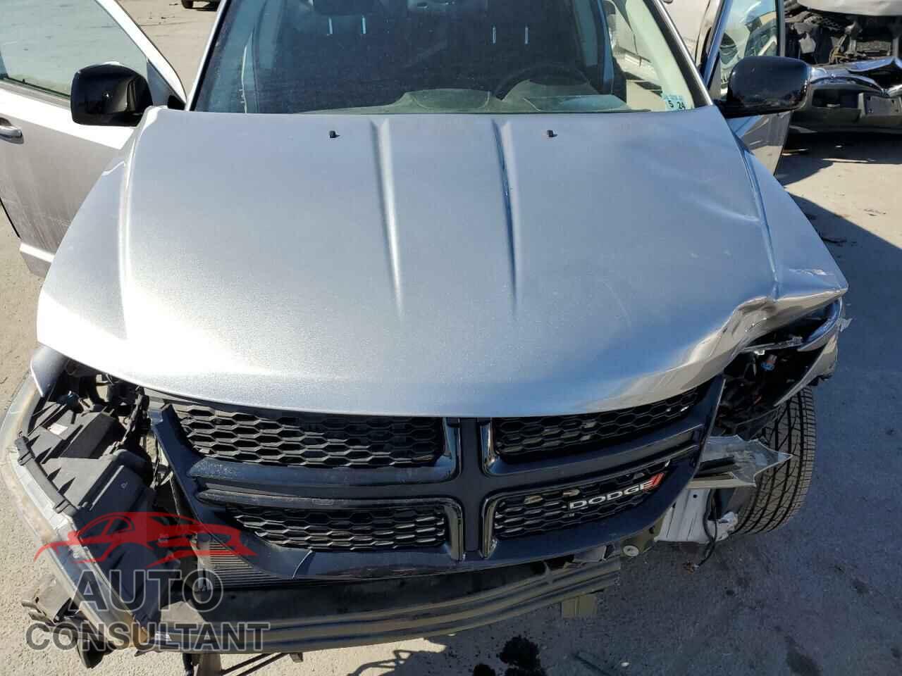DODGE JOURNEY 2019 - 3C4PDCBB2KT719372