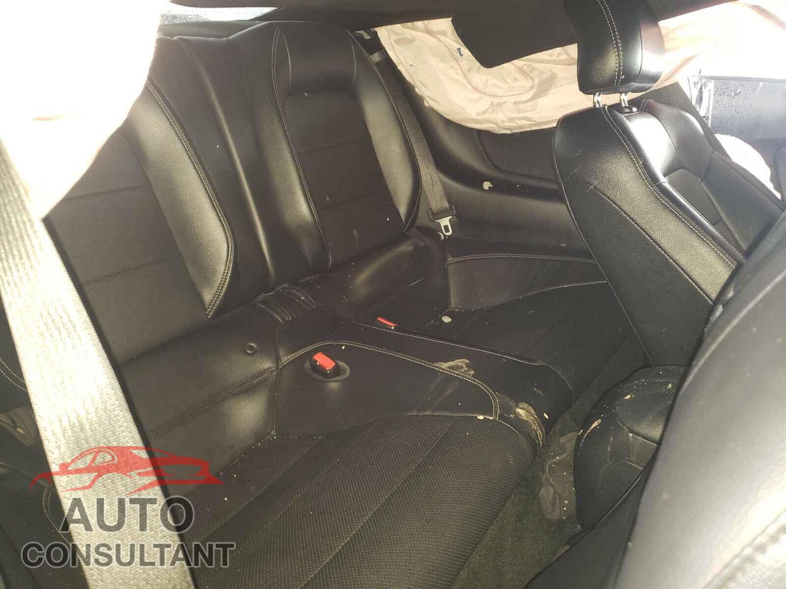 FORD MUSTANG 2017 - 1FA6P8CFXH5335761