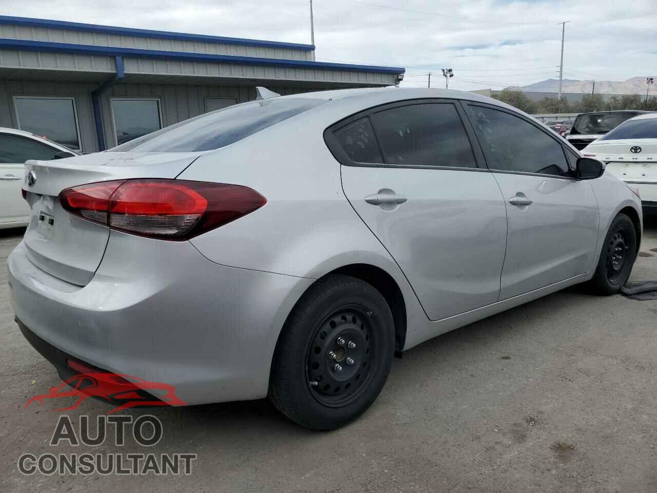 KIA FORTE 2017 - 3KPFL4A70HE044913