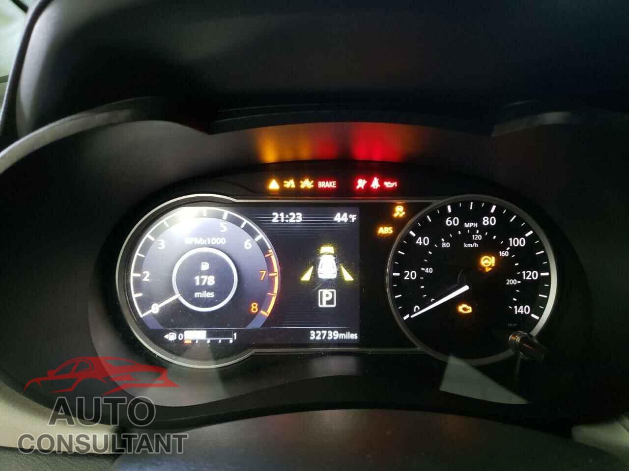NISSAN VERSA 2021 - 3N1CN8EV6ML868632