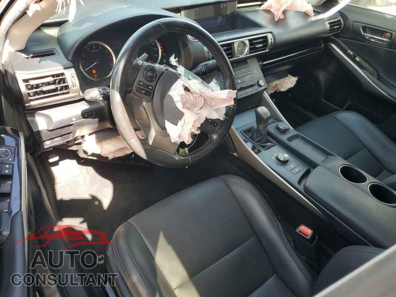 LEXUS IS 2015 - JTHBF1D22F5078833