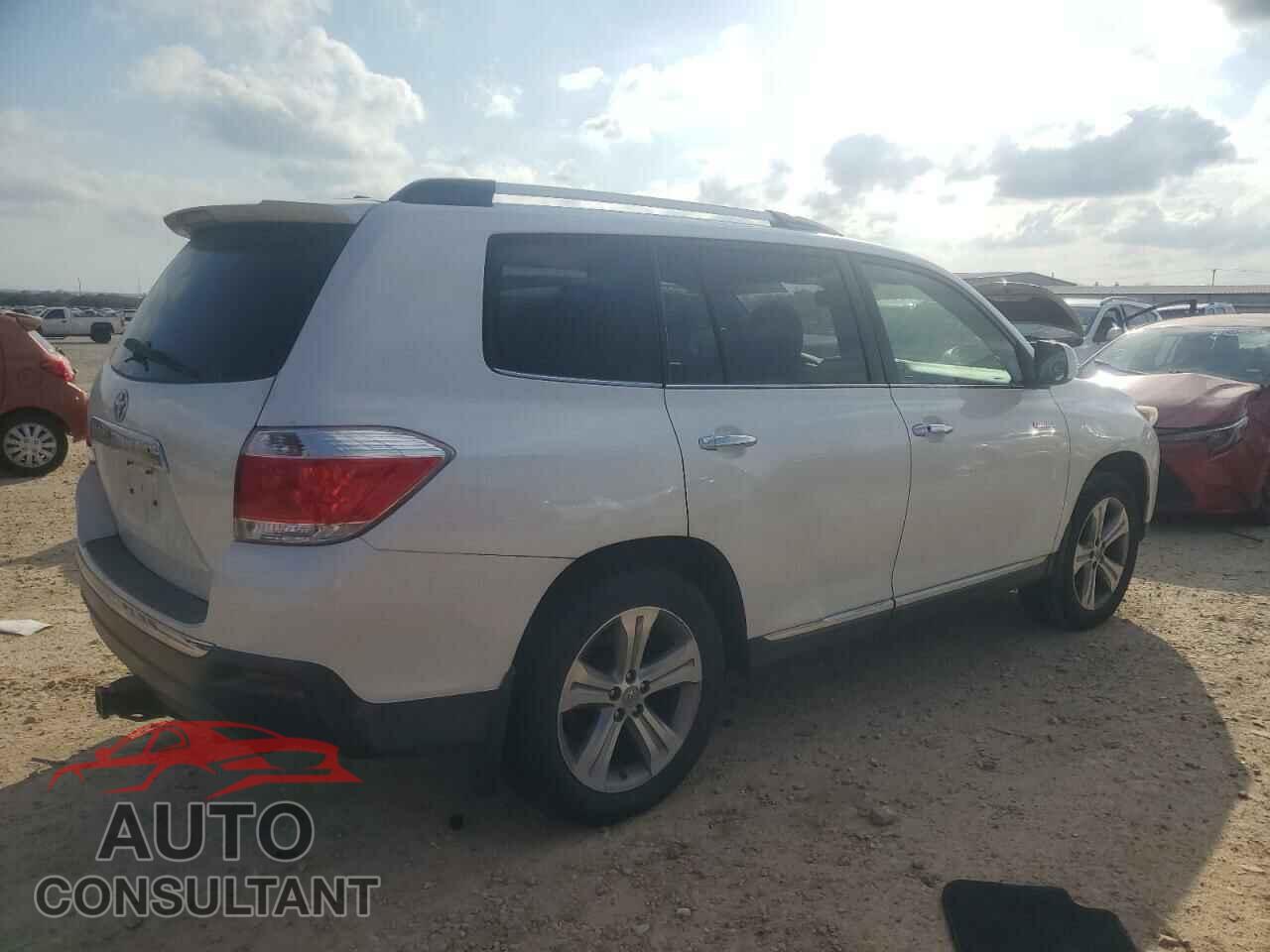 TOYOTA HIGHLANDER 2011 - 5TDYK3EH1BS039712