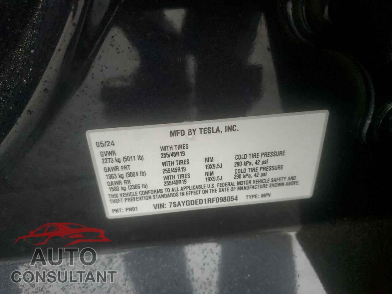 TESLA MODEL Y 2024 - 7SAYGDED1RF098054