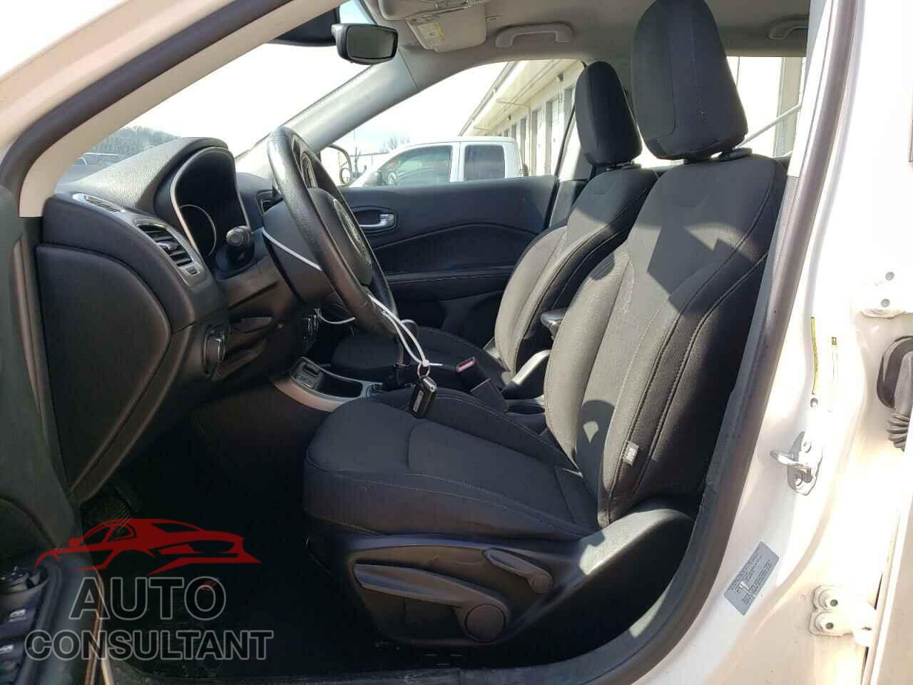 JEEP COMPASS 2017 - 3C4NJCAB4HT661128