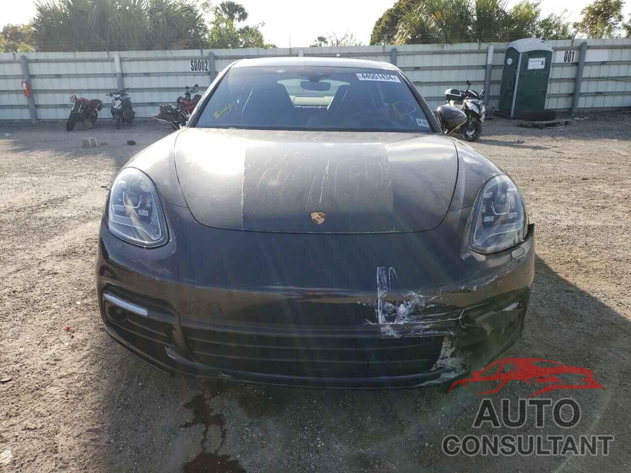 PORSCHE PANAMERA 2020 - WP0AA2A74LL104132