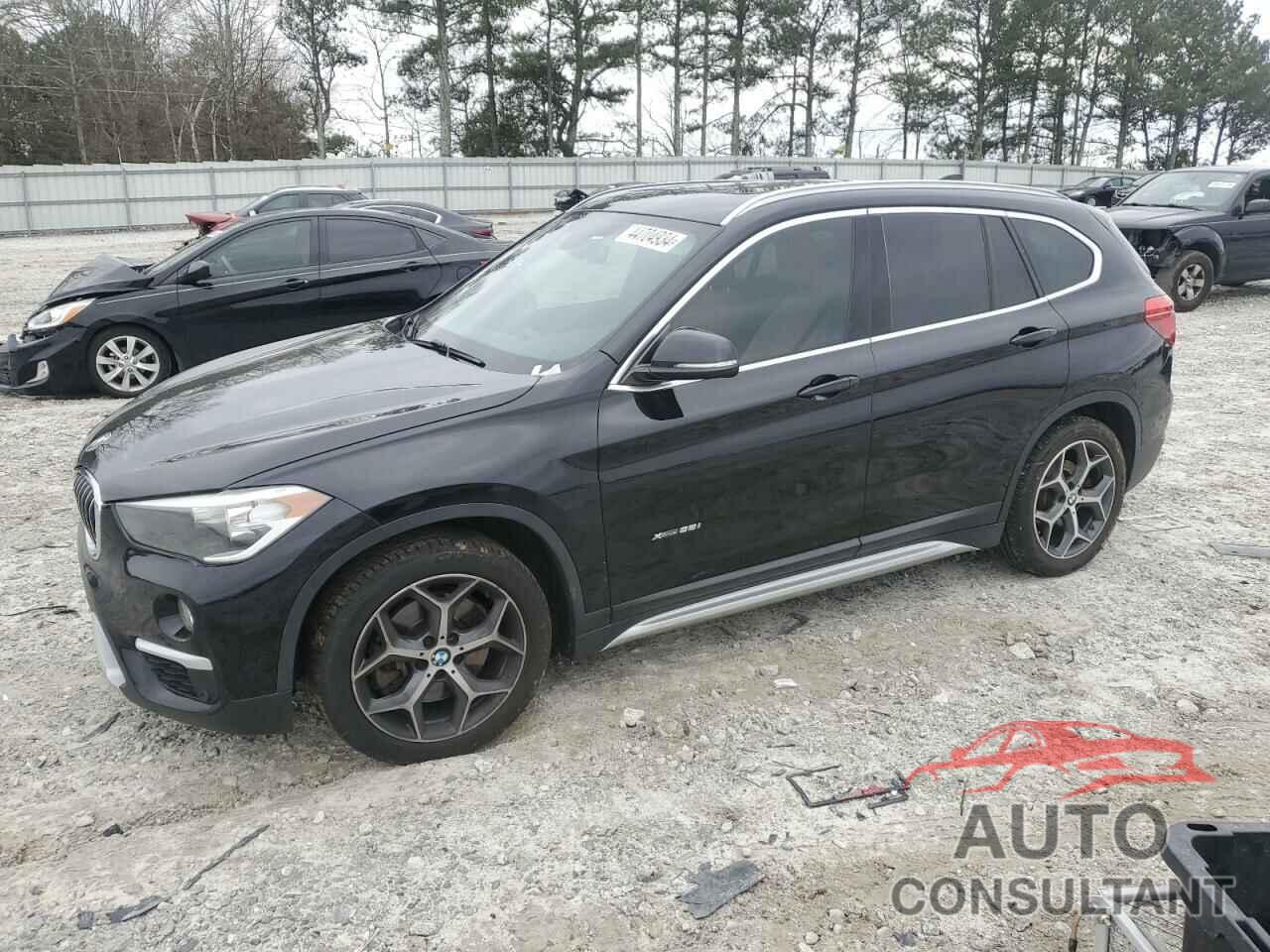 BMW X1 2018 - WBXHT3C30J5F92155