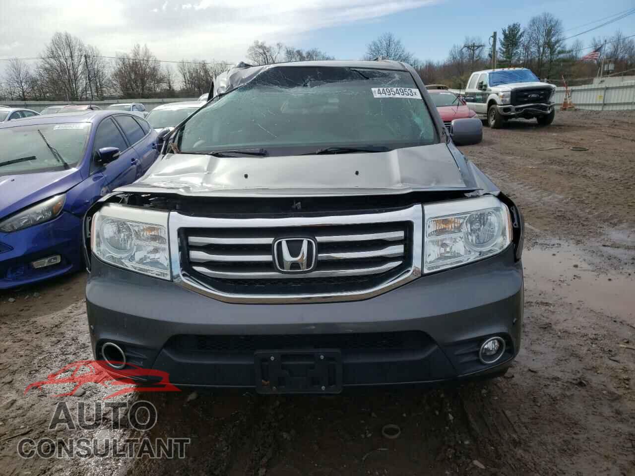 HONDA PILOT 2015 - 5FNYF4H9XFB014011
